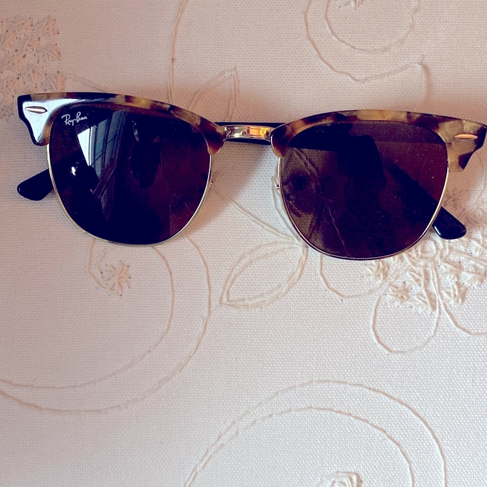Ray-Ban Clubmaster Tortoise shell Brown and Black Sunglasses